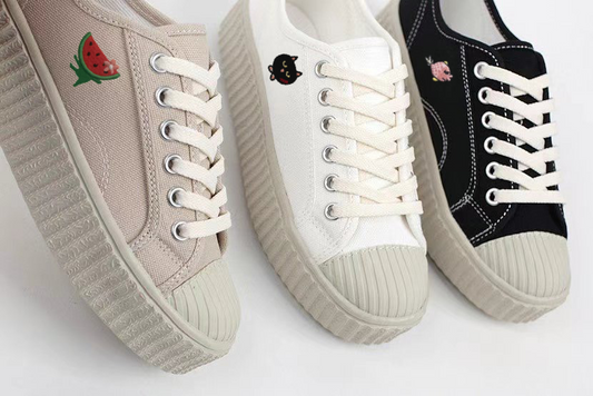 刺繡休閒厚底帆布鞋