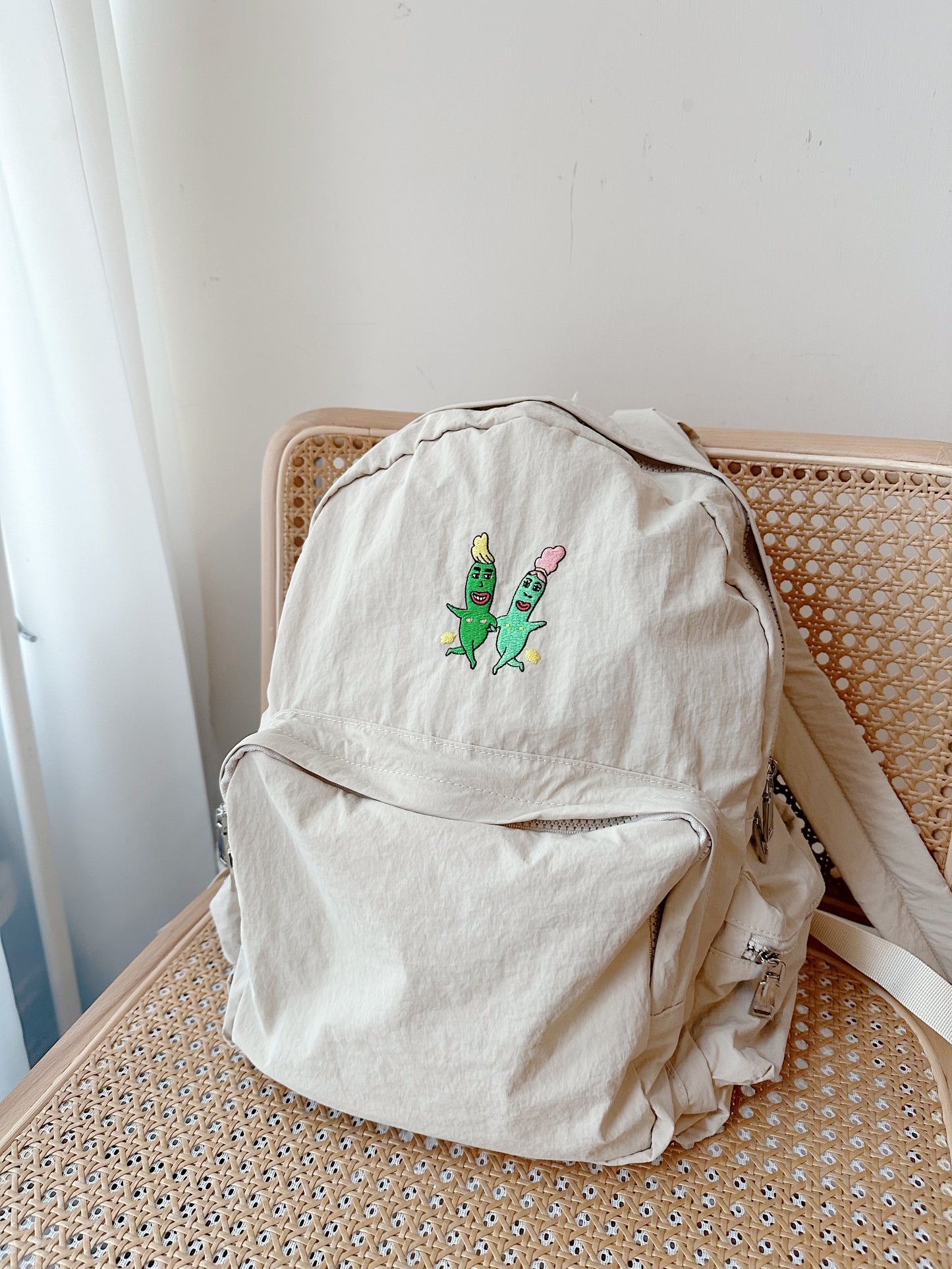 簡約輕便刺繡背包|自家刺繡圖案