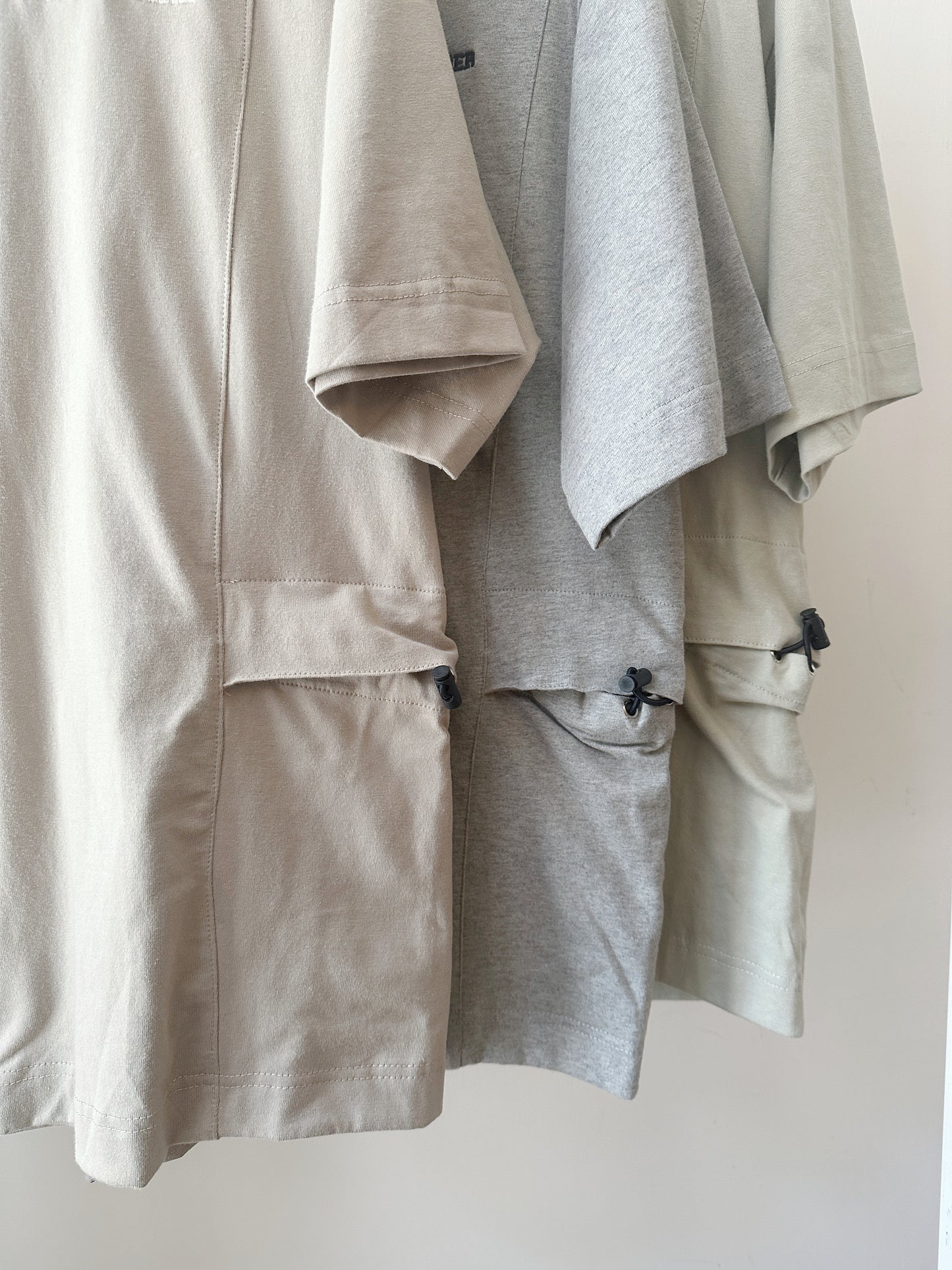 中性寬鬆雙口袋T-shirt