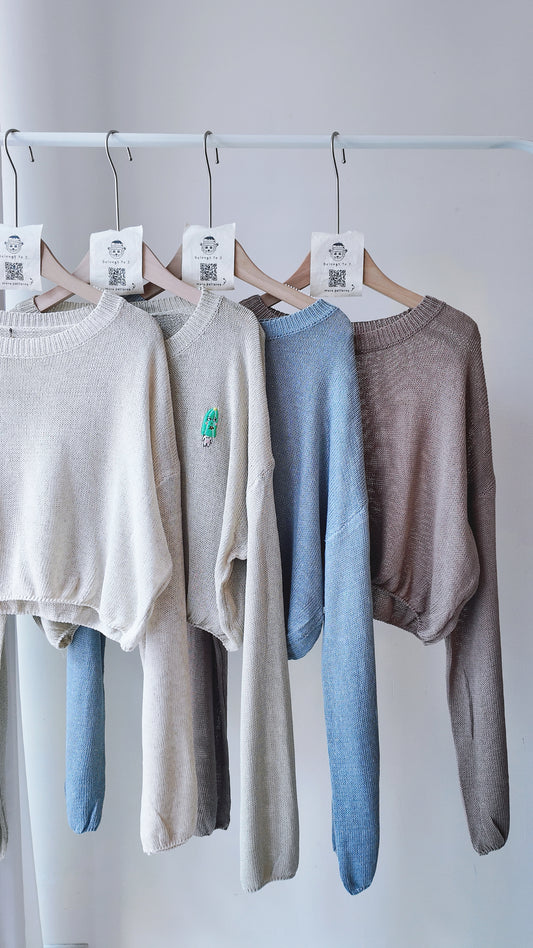 短版薄針織上衣