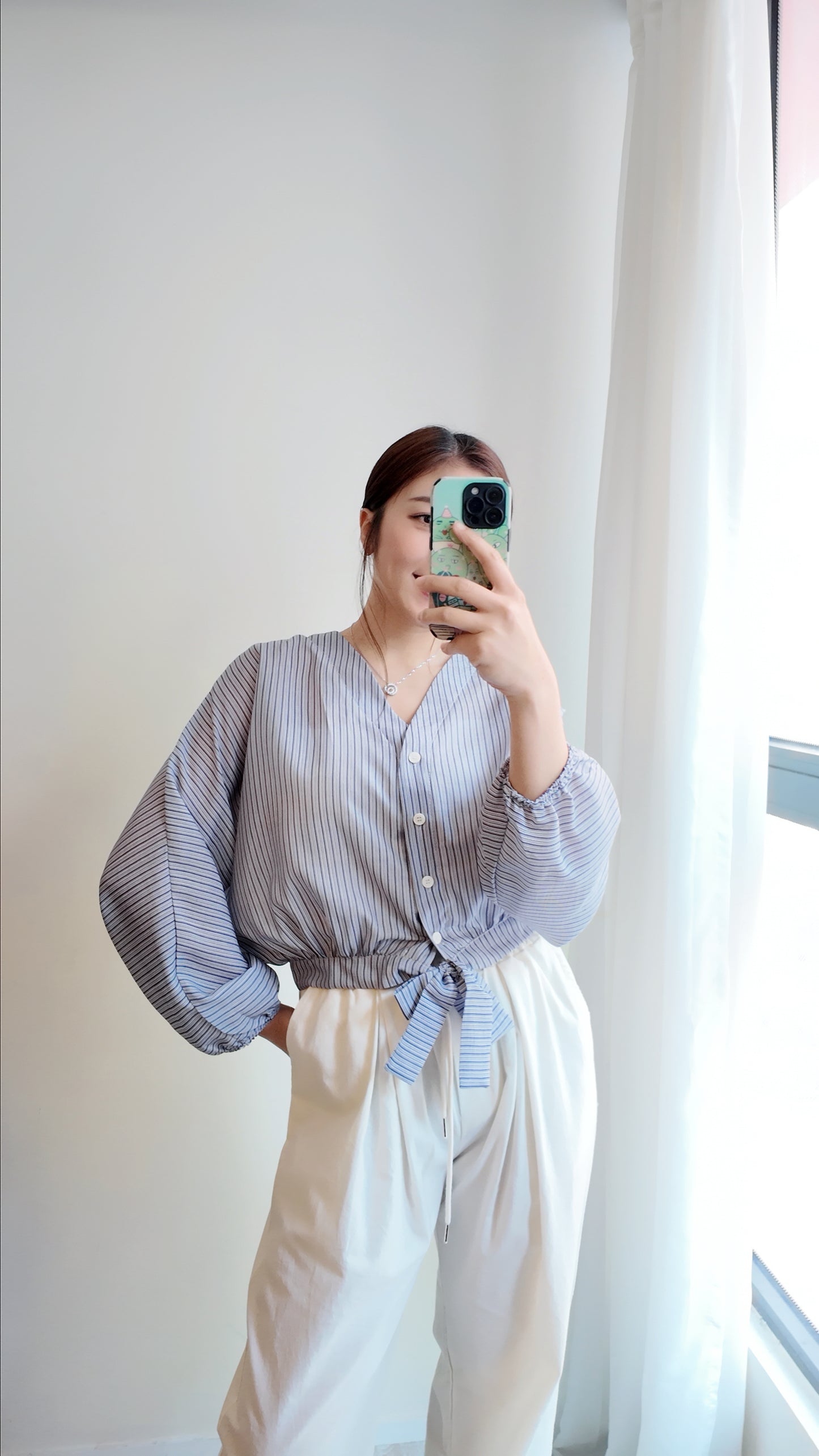 V領直紋下綁帶襯衫