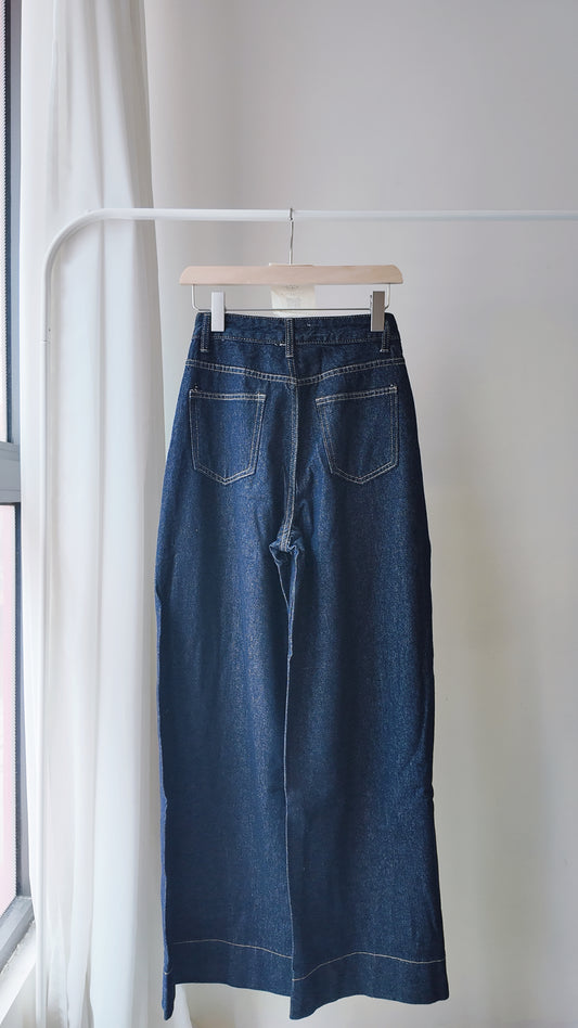 褲腳車線A字寬褲