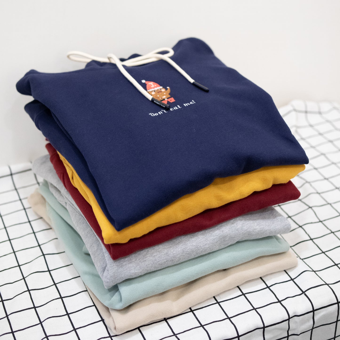 經典連帽衛衣|自家刺繡圖案