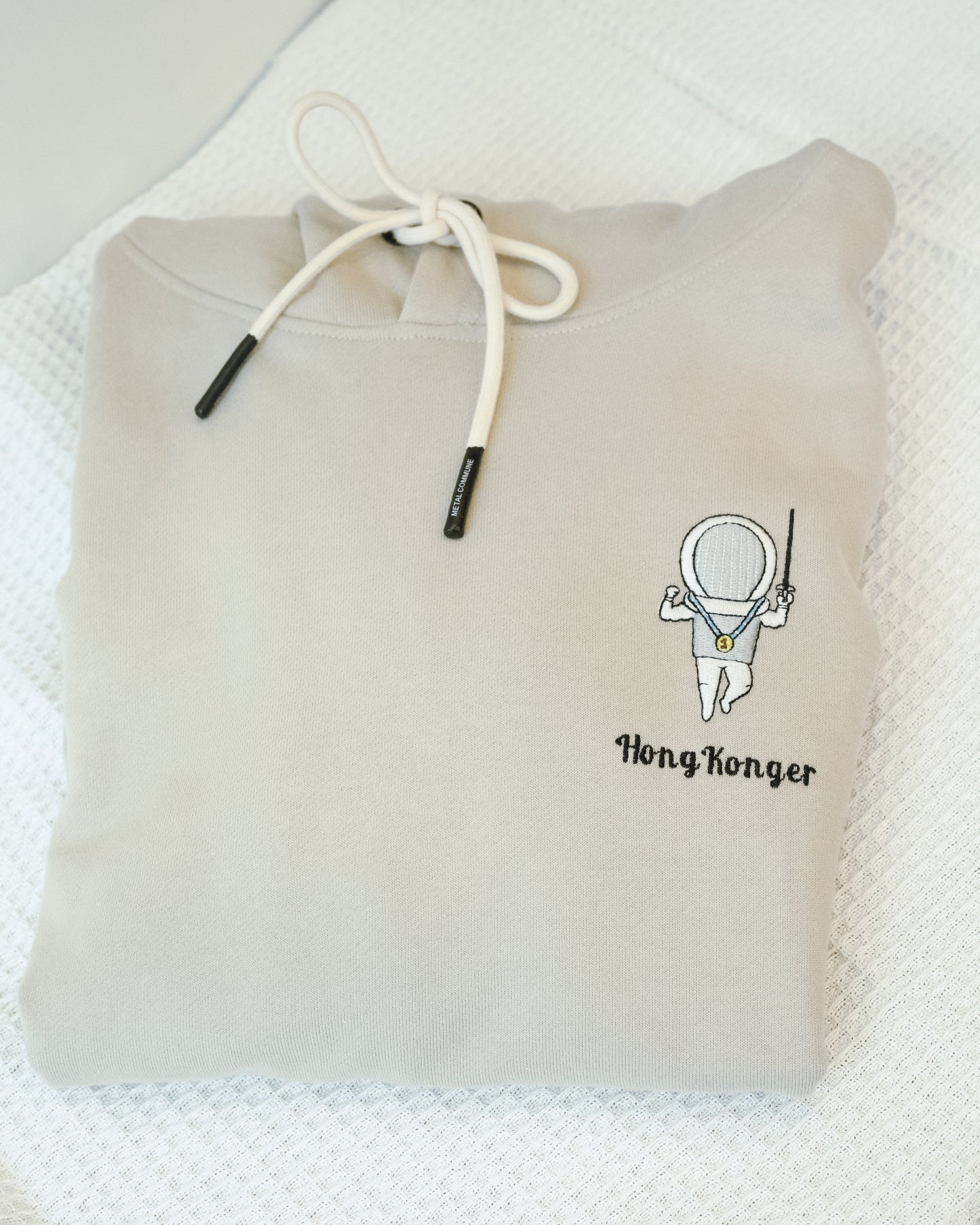 經典連帽衛衣|自家刺繡圖案
