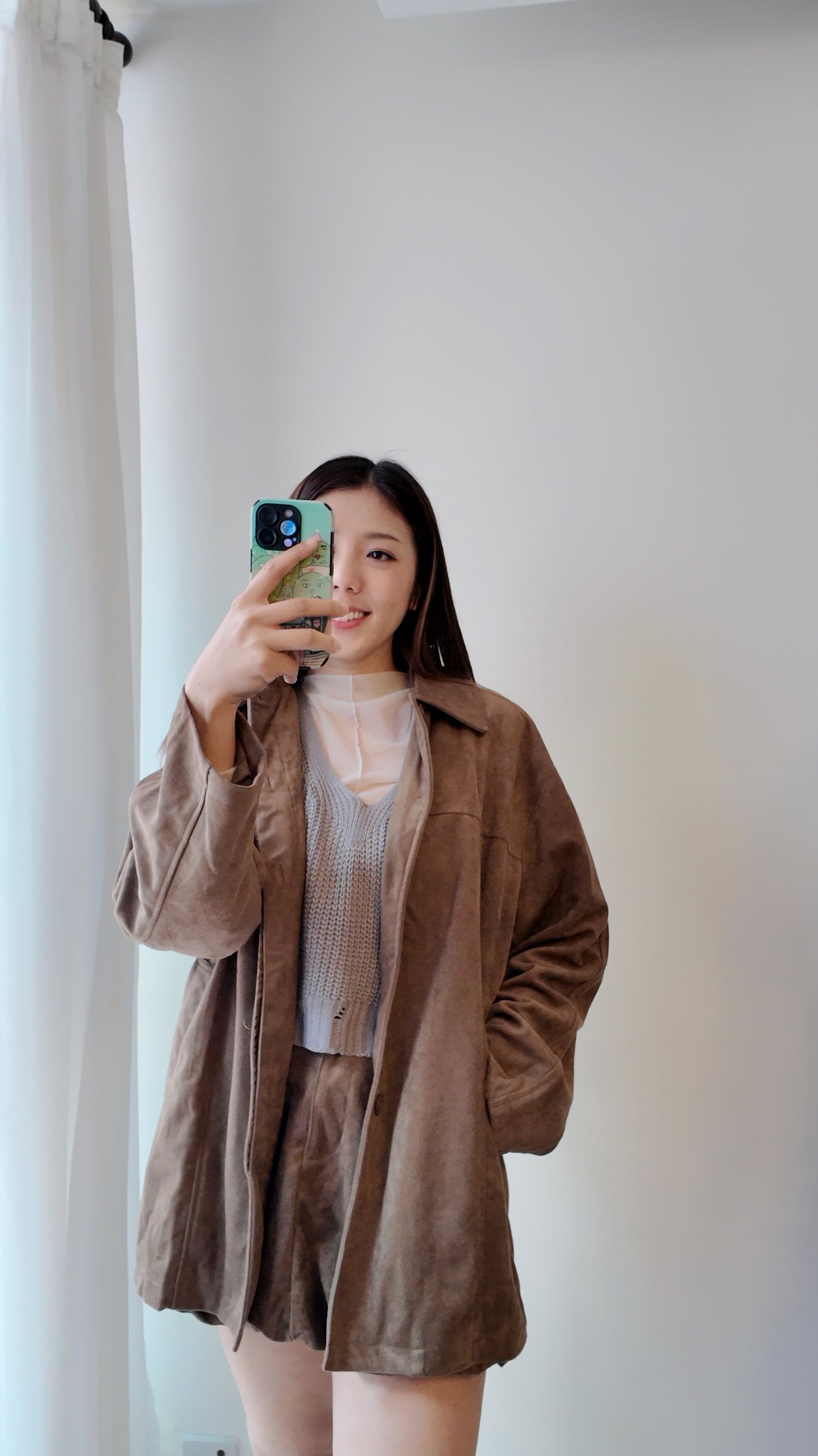 麂皮口袋暗釦中長版外套