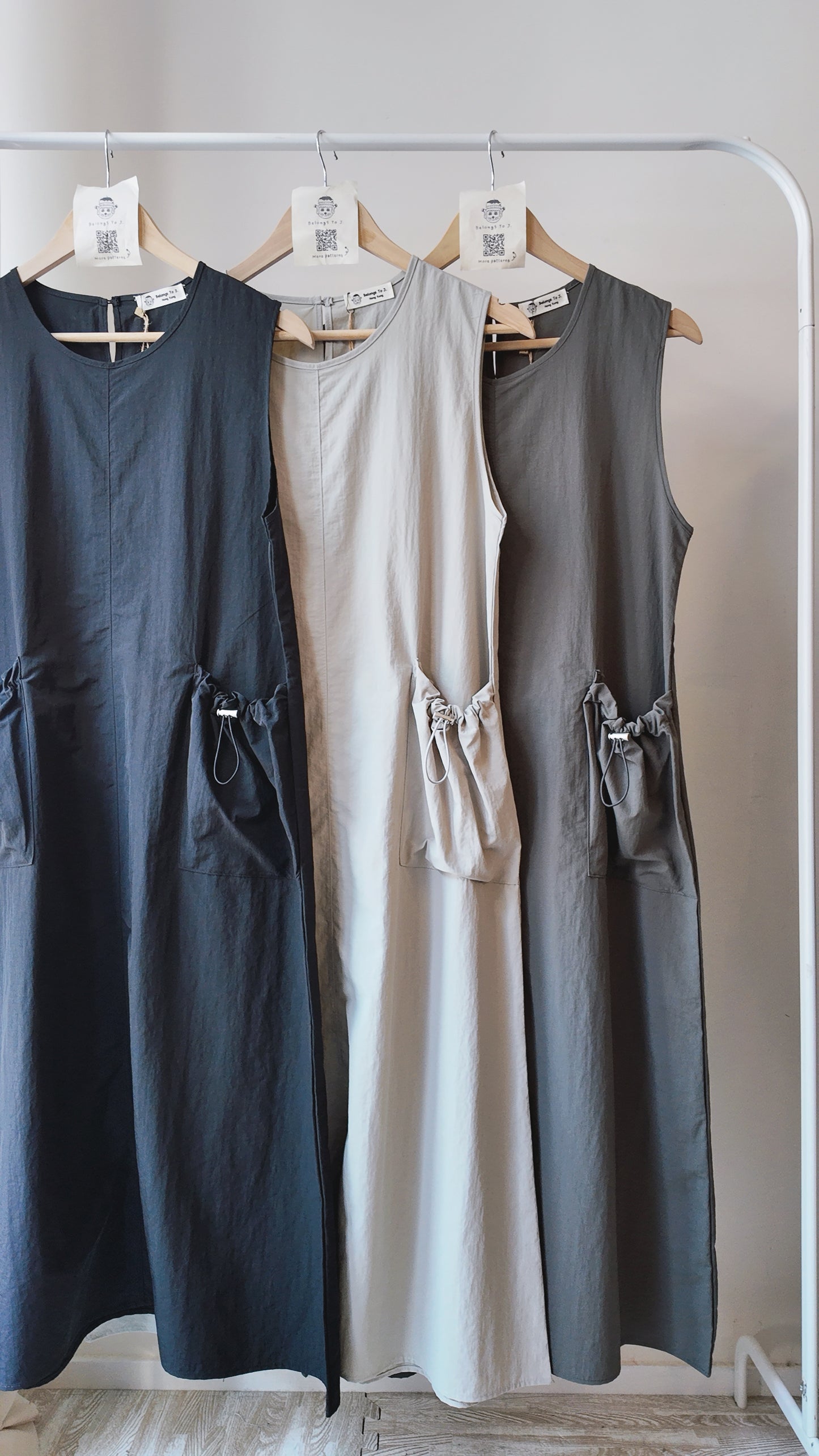 無袖滑料口袋抽繩連身裙