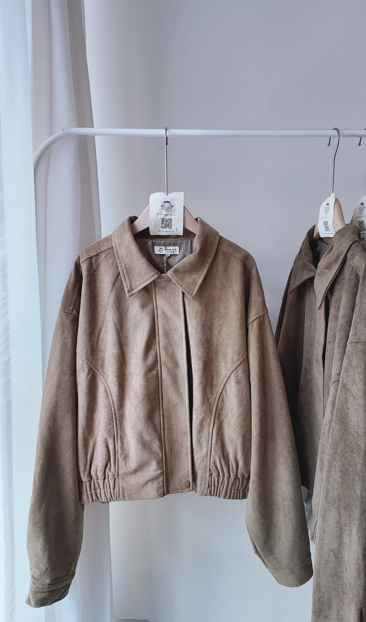 下擺鬆緊兩側車線麂皮外套