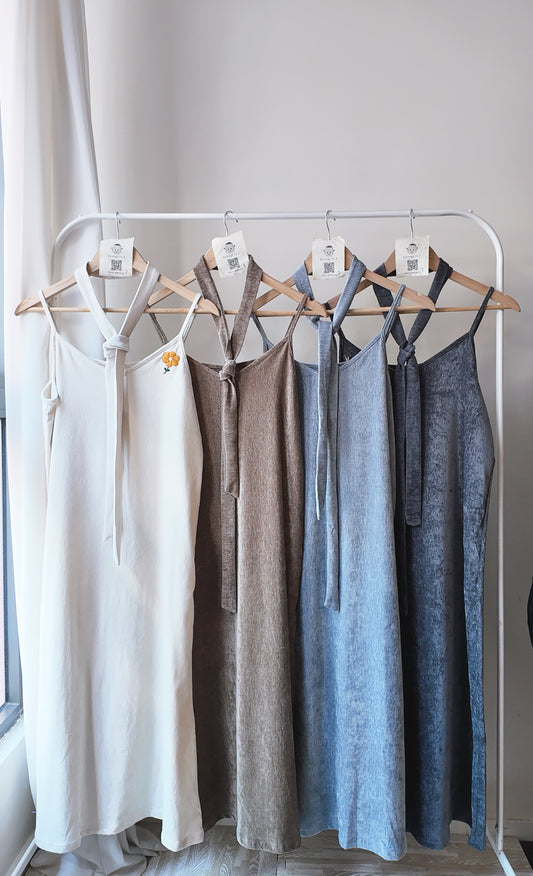 絨布綁帶光澤長連身裙