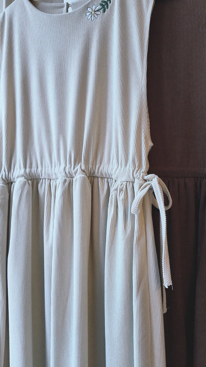 燈芯絨圓領抽繩連身裙