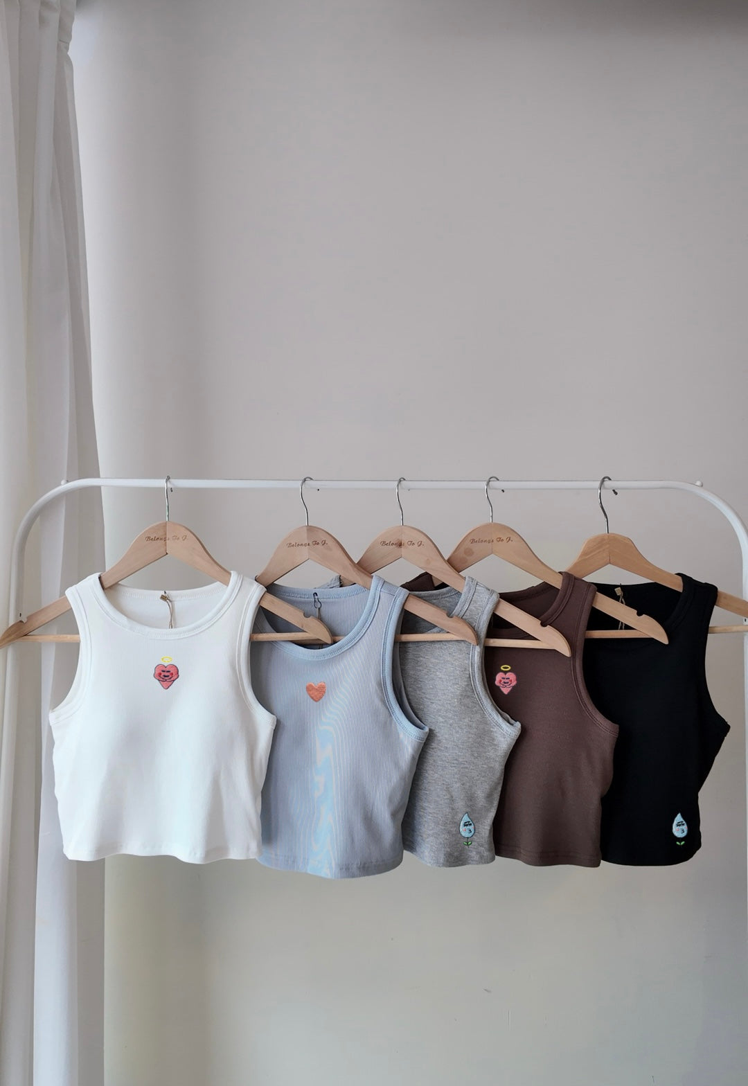 圓領入肩短背心（有可拆胸墊)