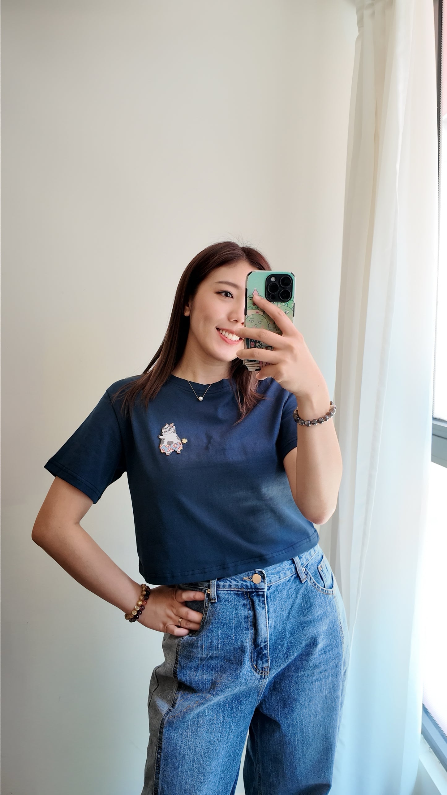 寬鬆圓領短版短袖上衣