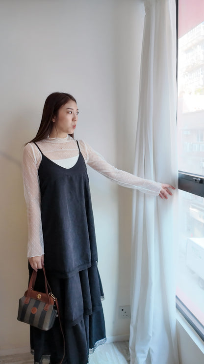 下擺蕾絲附綁帶連身裙