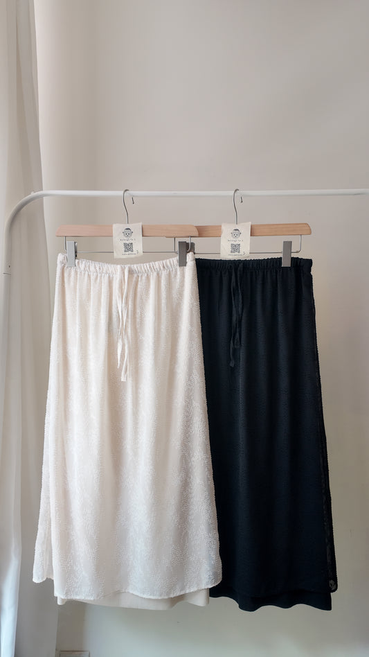 雙層蕾絲提花半截裙