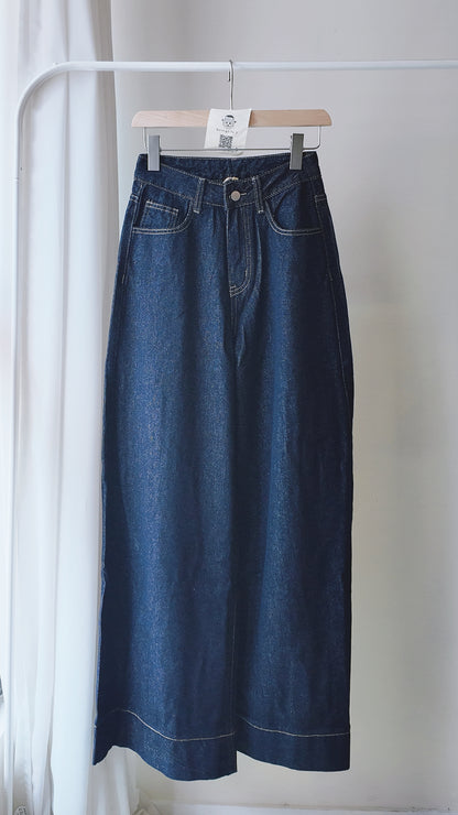 褲腳車線A字寬褲