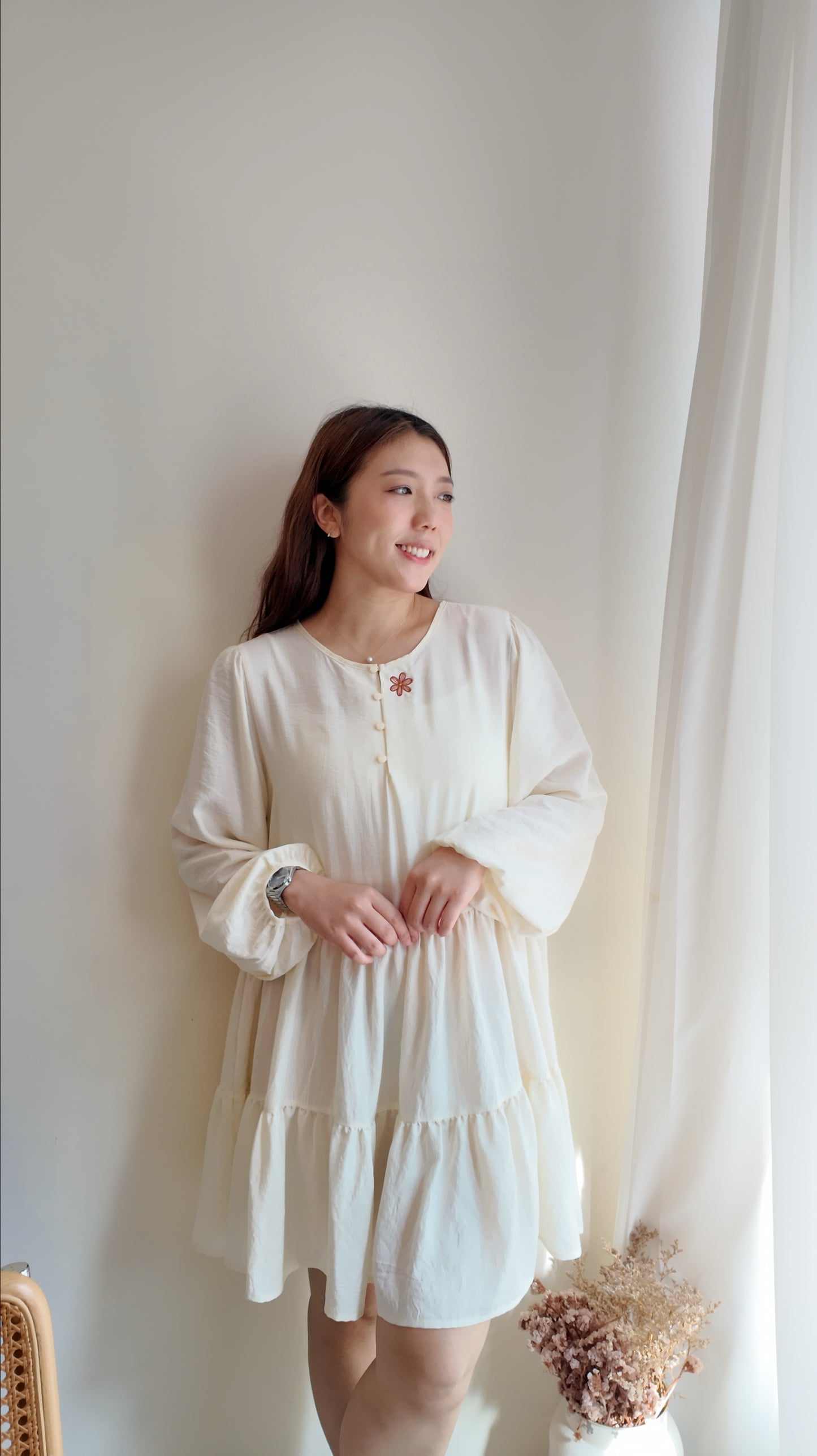 圓領長袖蛋糕連身裙