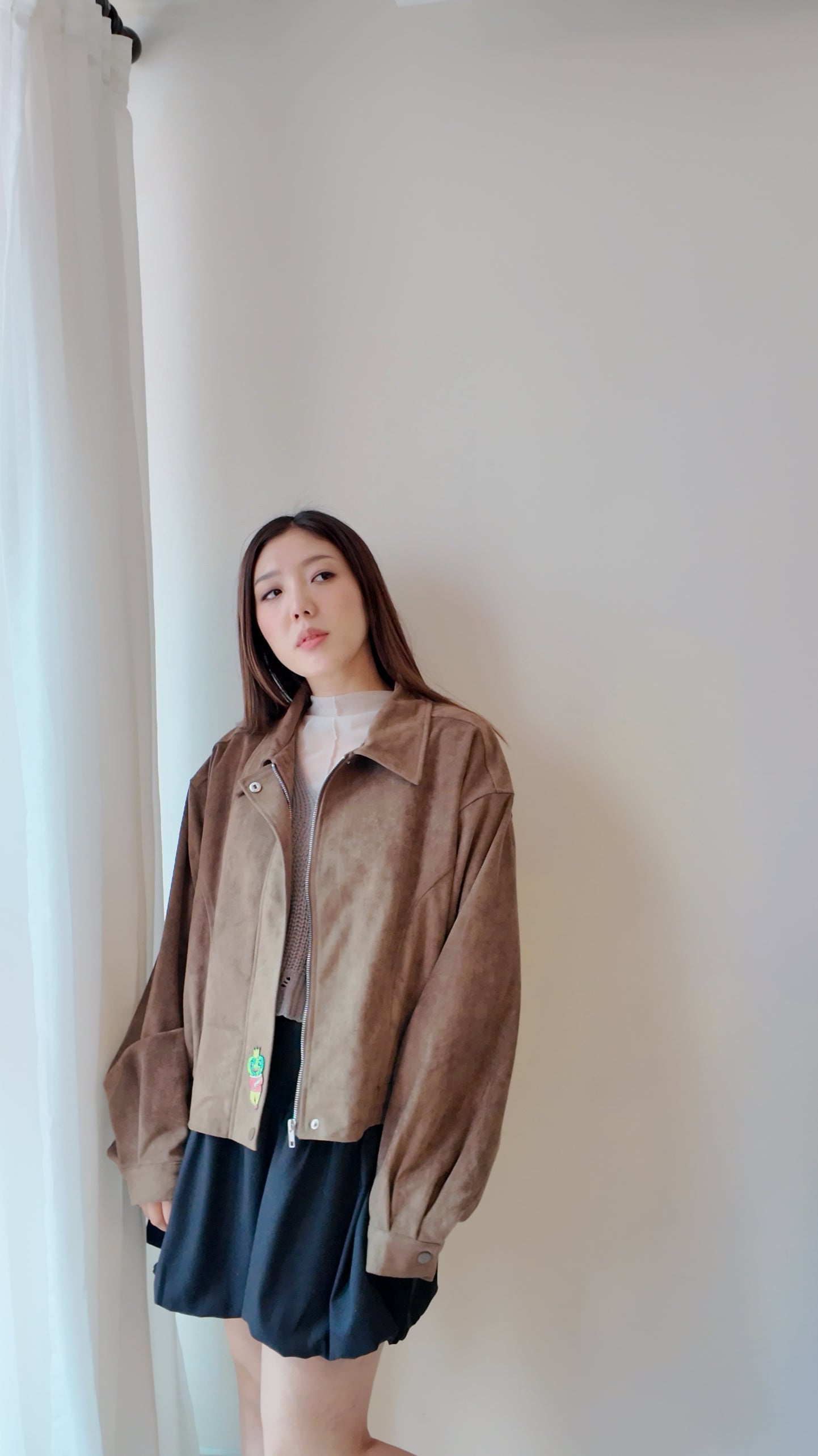 下擺鬆緊兩側車線麂皮外套