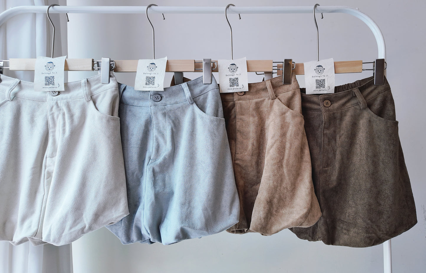 麂皮柔膚氣球短裙