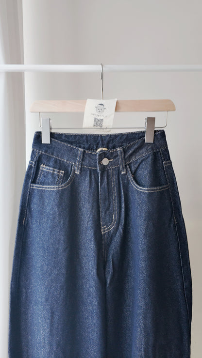 褲腳車線A字寬褲