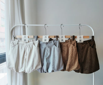 麂皮柔膚氣球短裙