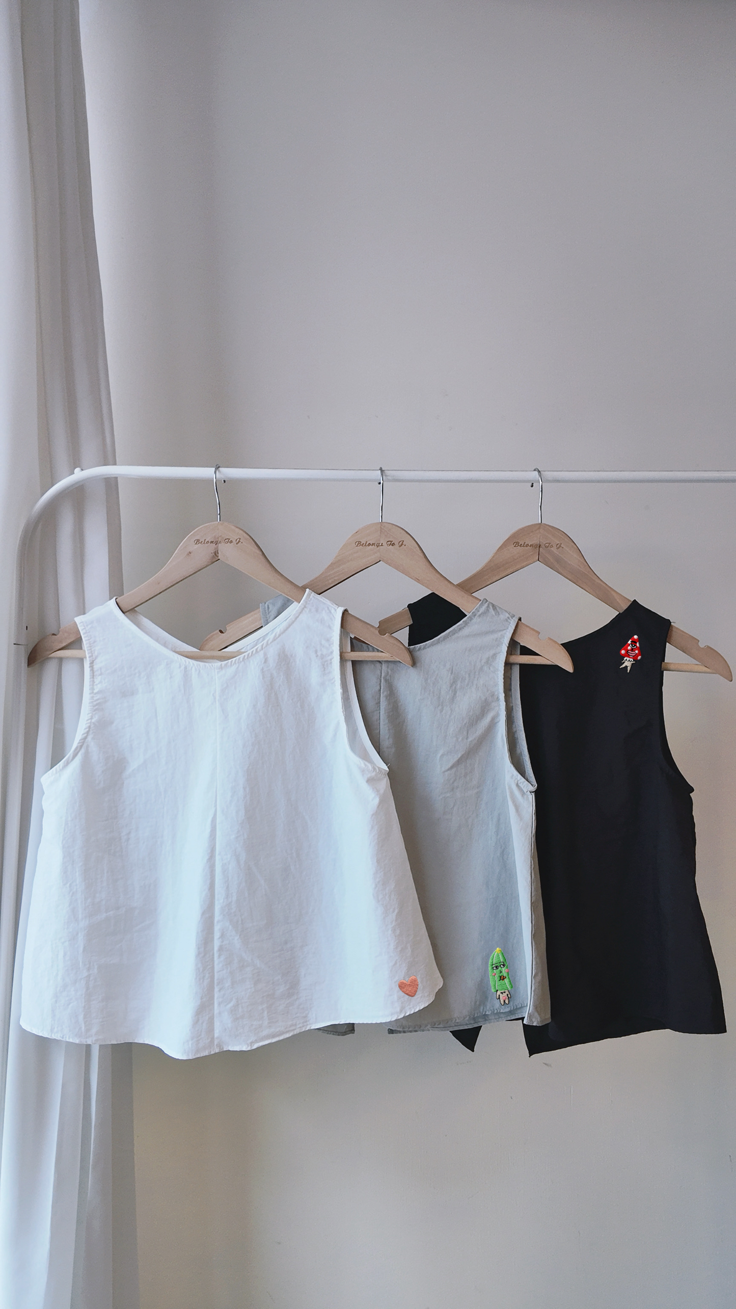 速乾滑料後交叉背心