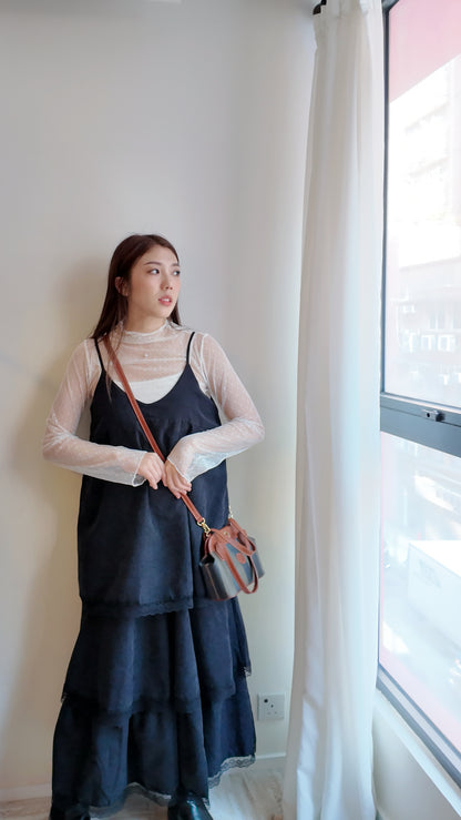 下擺蕾絲附綁帶連身裙