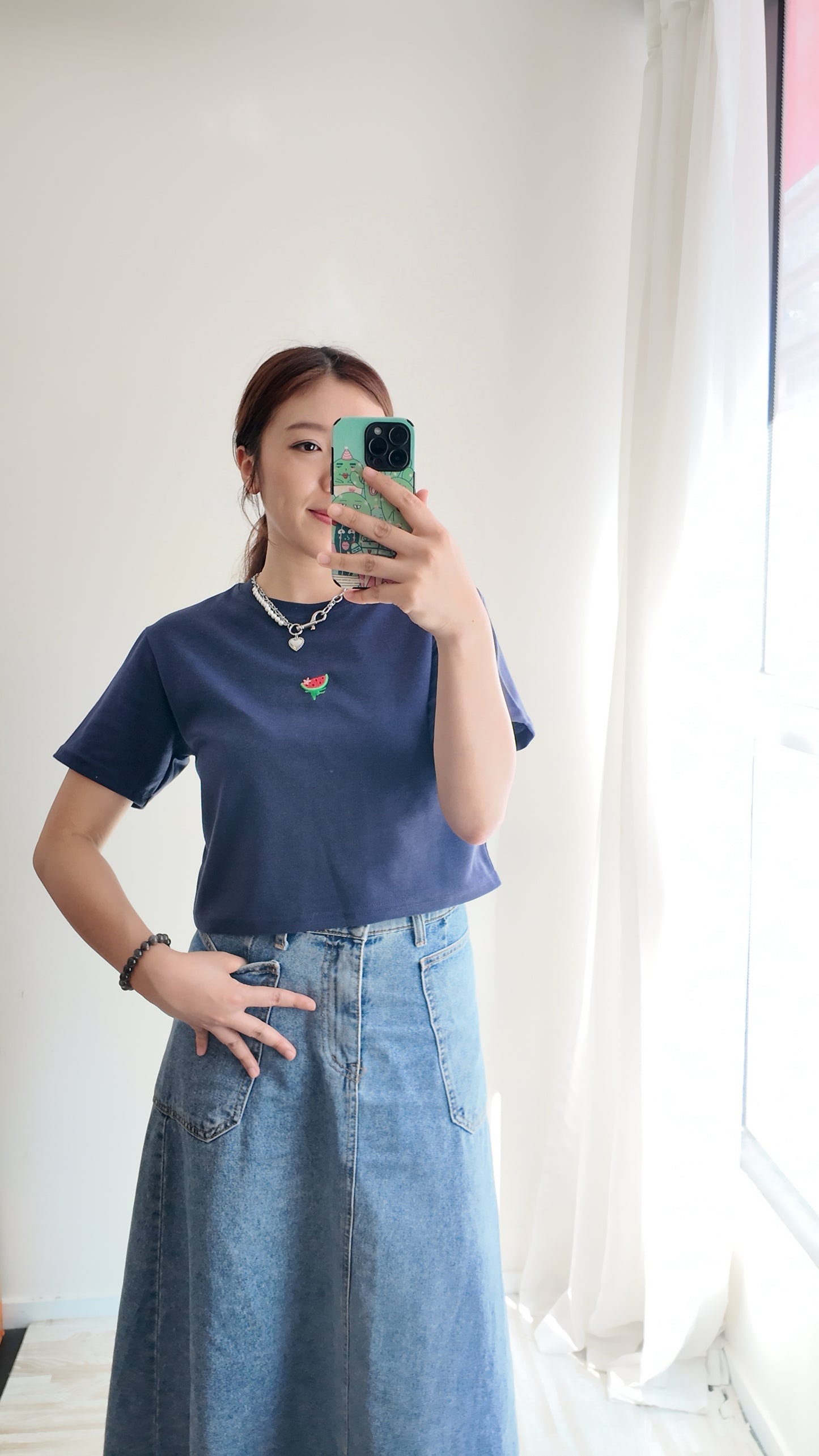 寬鬆落肩圓領 T-shirt