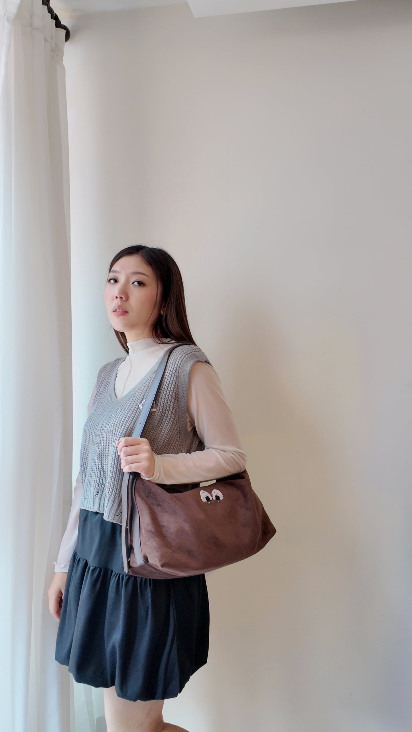 粗針織破洞V領背心