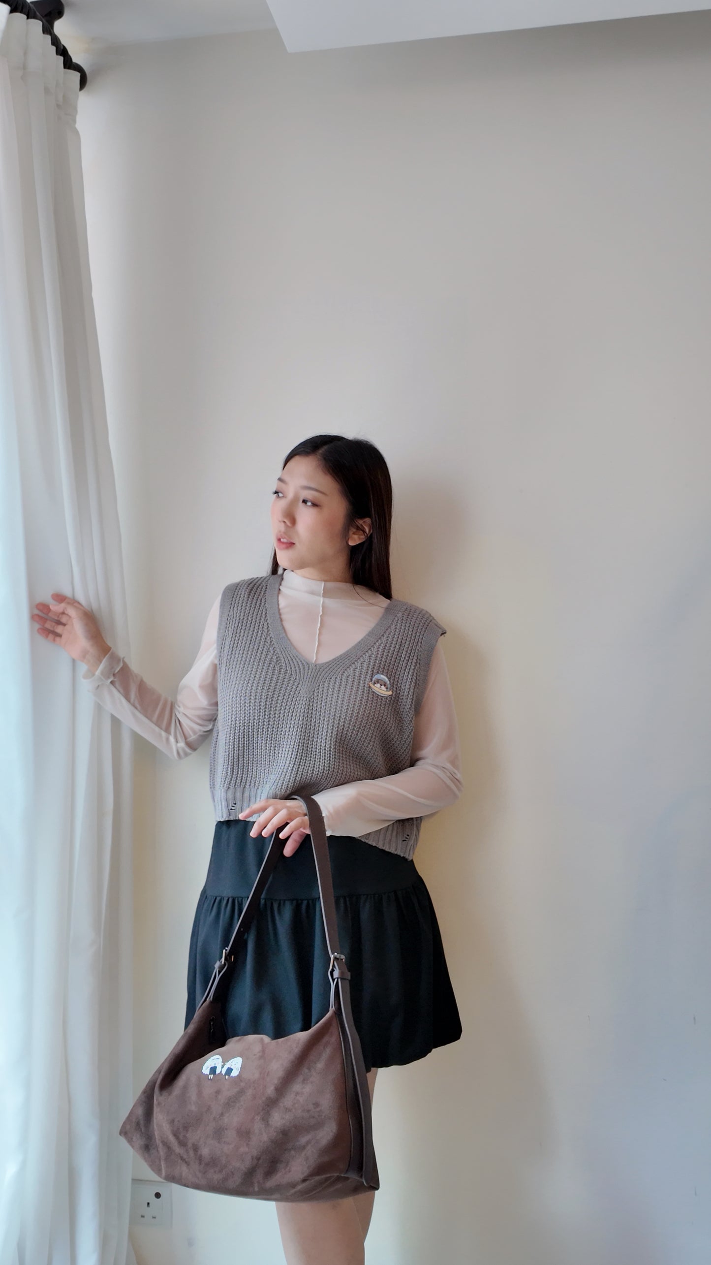 粗針織破洞V領背心