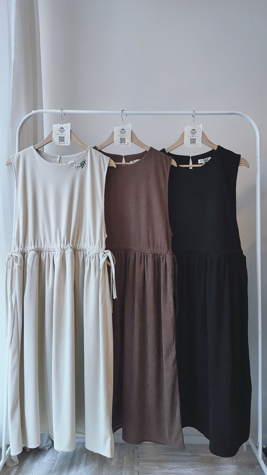 燈芯絨圓領抽繩連身裙