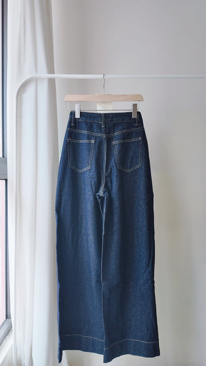 褲腳車線A字寬褲