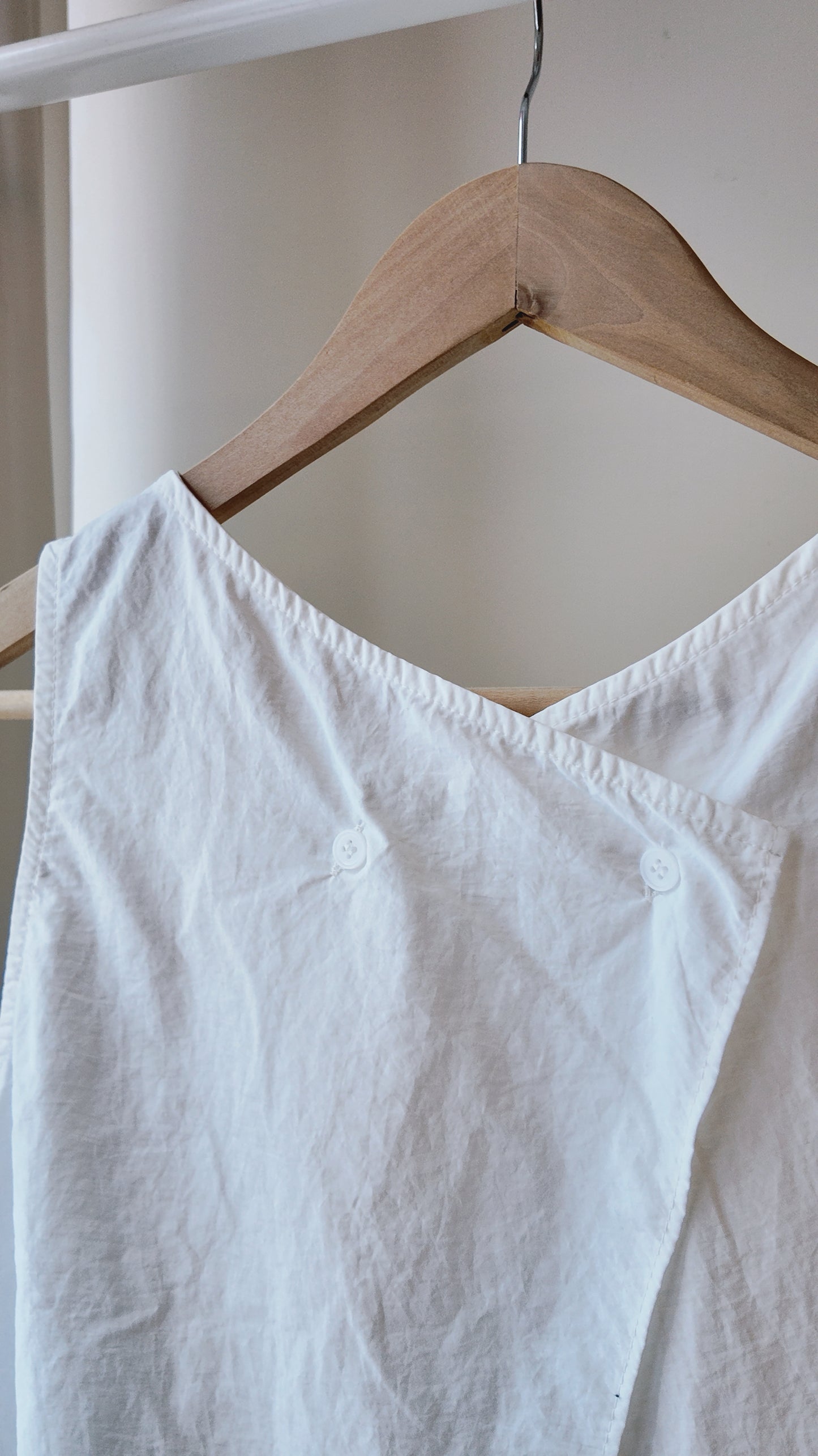 速乾滑料後交叉背心