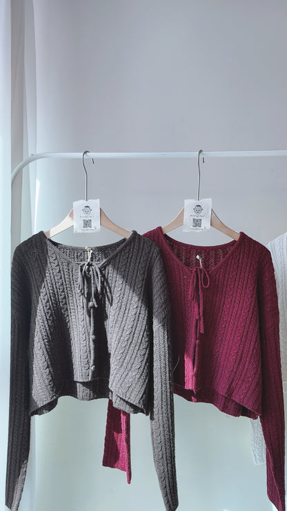 V領綁帶針織排扣上衣