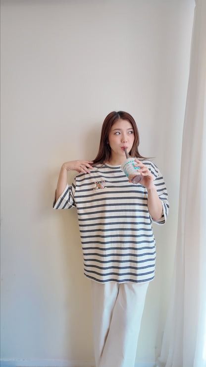 寬鬆圓領橫間短袖上衣